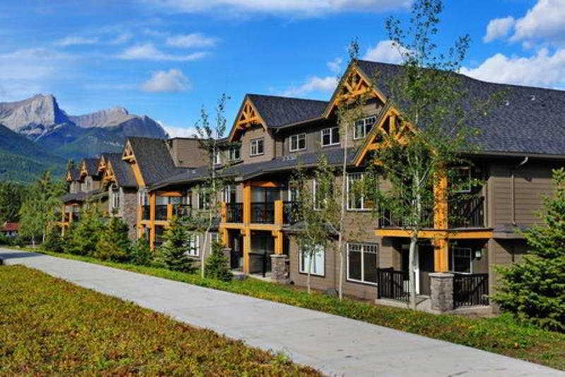 Copperstone Resort By Clique Canmore Esterno foto