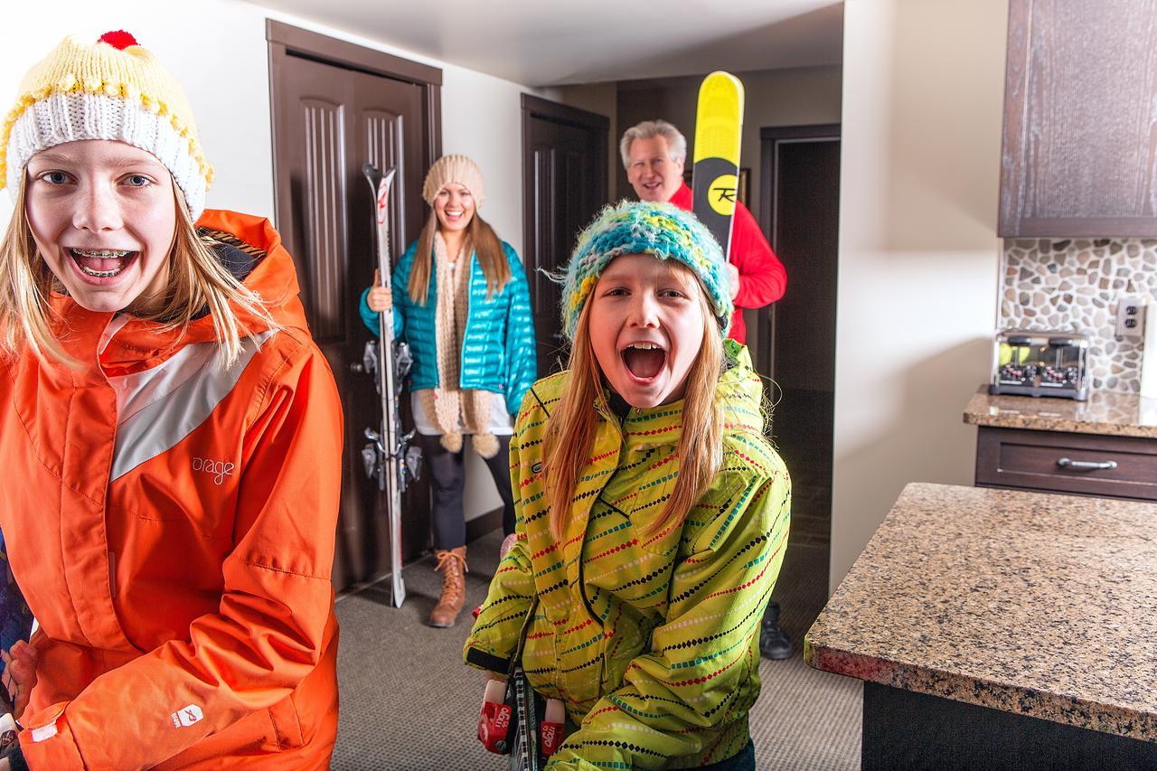 Copperstone Resort By Clique Canmore Esterno foto